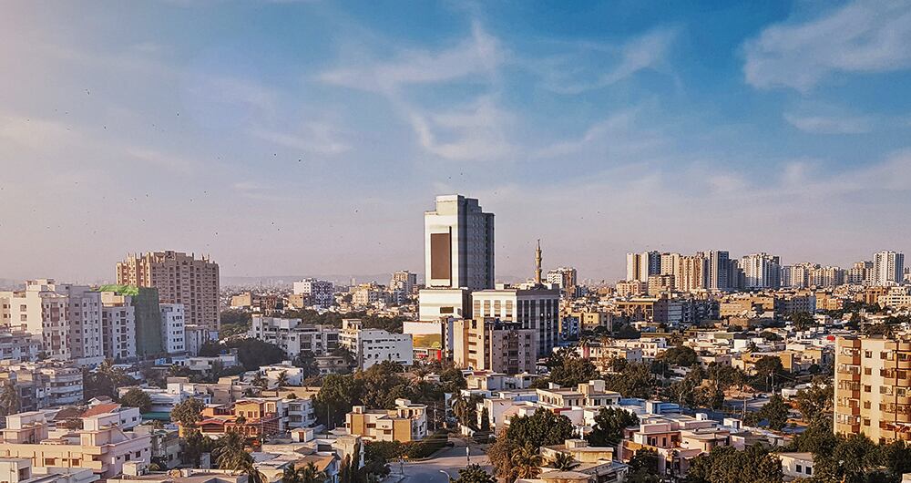  Karachi (Pakistán) Es la ciudad más poblada de ese país con 15 millones de habitantes. 