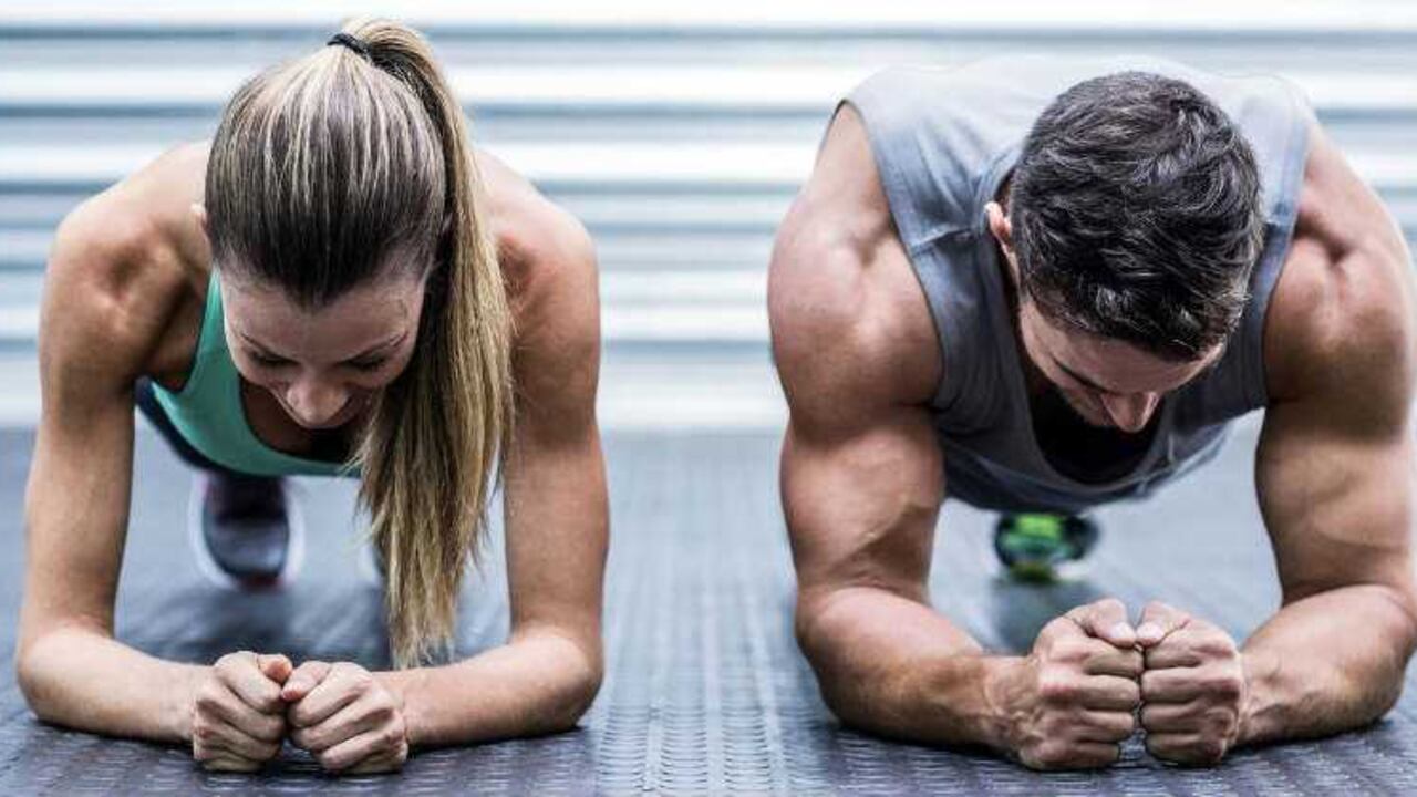 La nutricionista Mariko, aconseja hacer en cada sesión, como mínimo, un ejercicio dedicado a cada una de las partes del abdomen.