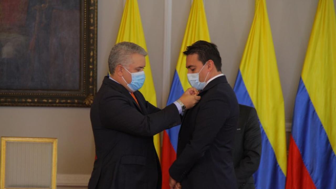 Iván Duque y Alexander Vega.