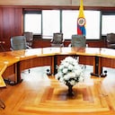 Congresistas de la coalición y ministros celebraron la aprobación de la reforma pensional, sin debate, en la plenaria de la Cámara. De inmediato, la iniciativa fue demandada por esa presunta irregularidad. La Corte Constitucional dictará la última palabra.