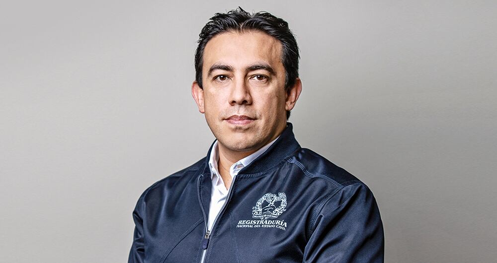 alexÁnder vega Registrador nacional