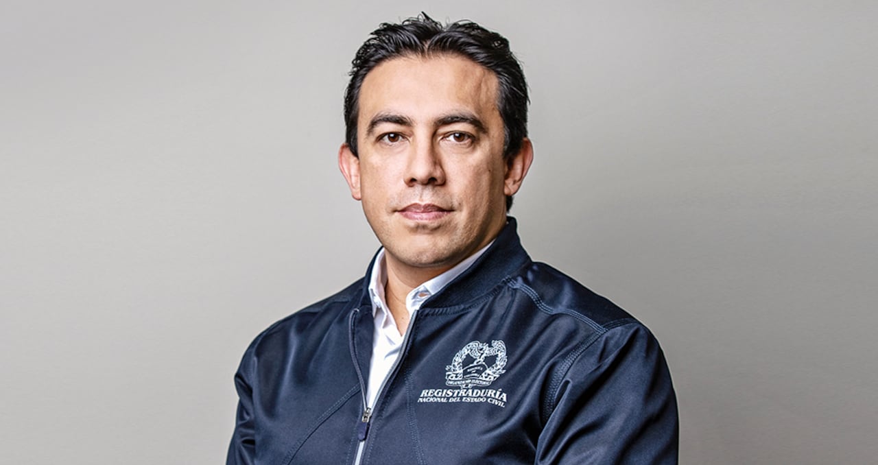 alexÁnder vega Registrador nacional