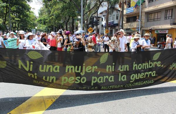 Así marcharon en Medellín. Fotografía: Juan Esteban Mejía / SEMANA