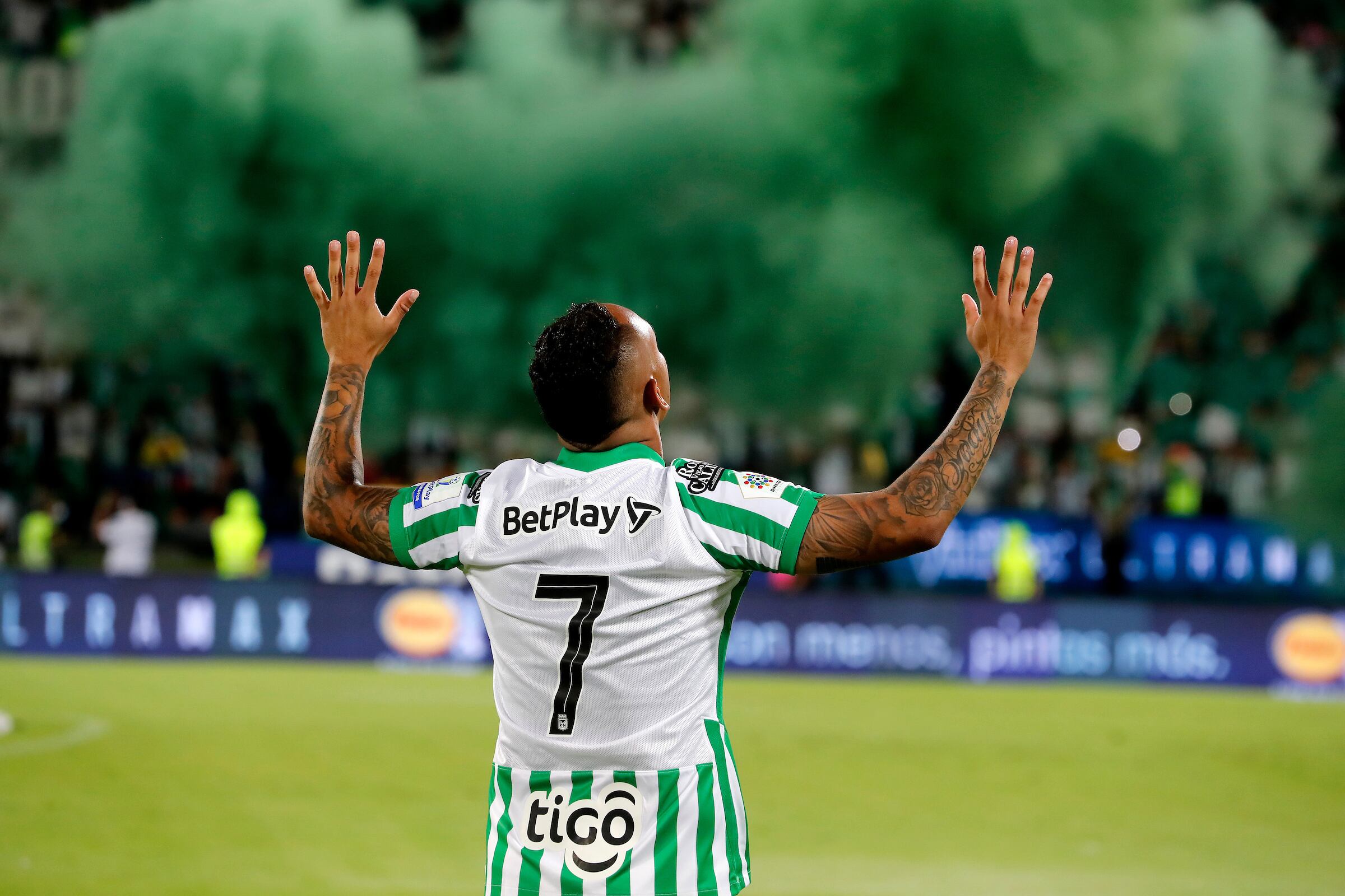 Atletico Nacional y Deportivo Cali durante partido de vuelta de las semifinales por la Copa BetPlay
