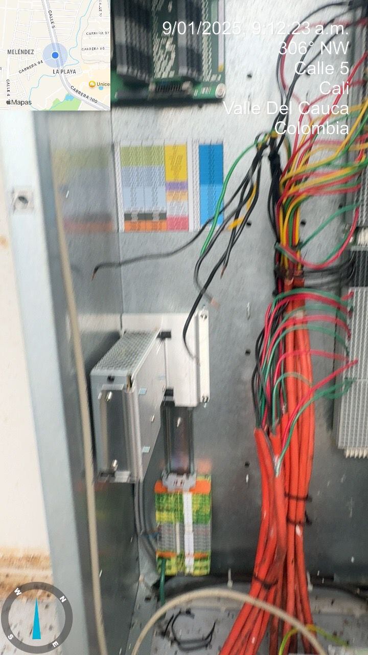 La Secretaría de Movilidad de Cali informó que al menos 11 semáforos se encontrarían fuera de servicio