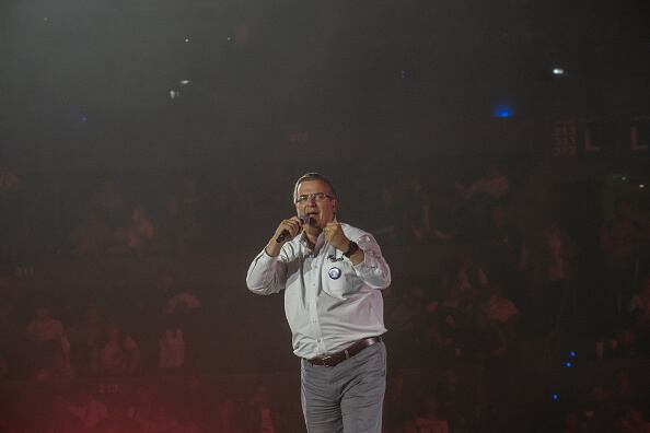 Los candidatos presidenciales del partido gobernante de México hicieron sus últimas ofertas a los votantes antes de que comience una encuesta a nivel nacional para determinar a quién seleccionará el partido para representarlo en las elecciones de 2024.