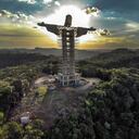 En el pueblo de Encantado, del estado de Rio Grande do Sul, se termina la estatua Cristo Protector.