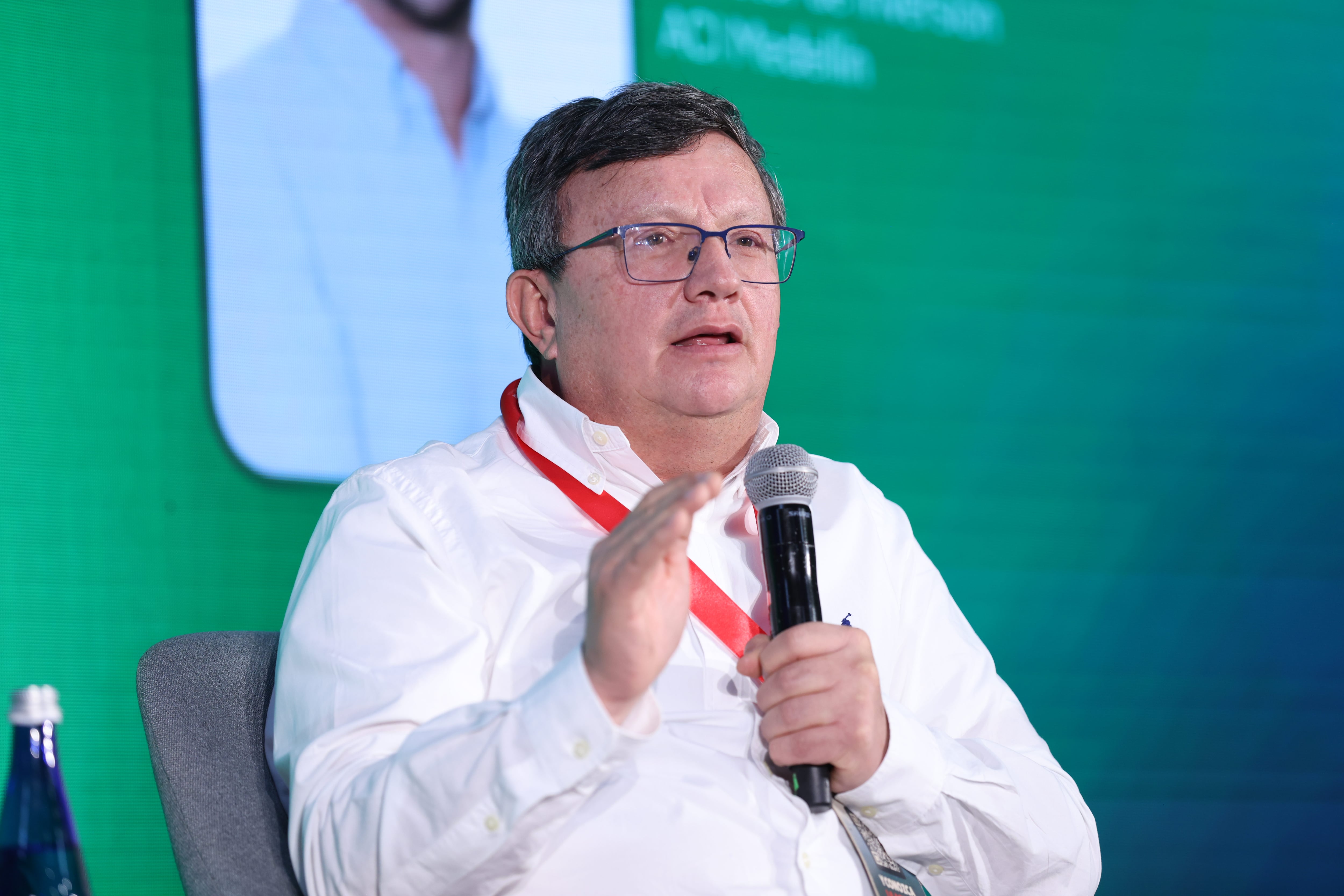Foro Semana por Colombia Medellín y Antioquia 2026
La región que amplía sus fronteras
Una economía en transformación, territorios que crecen y una nueva conexión con el mundo
25 de agosto de 2026