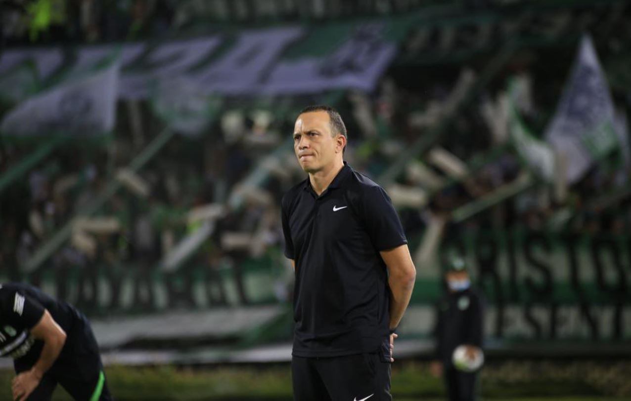 Alejandro Restrepo no es más técnico de Nacional.