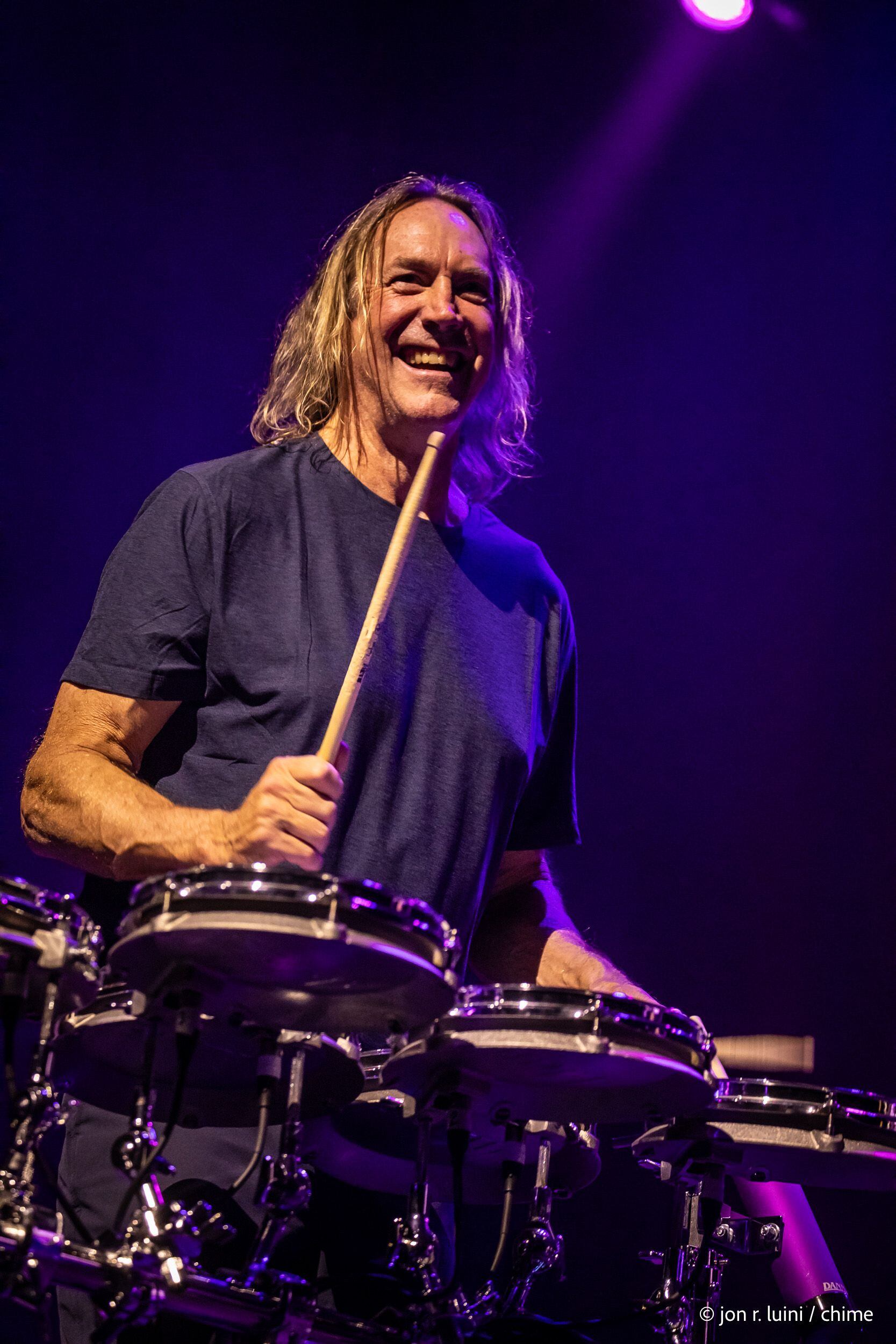 Danny Carey enloqueció a Bogotá hace apenas unas semanas con Tool. Verlo de nuevo en este escenario más íntimo será increíble.
