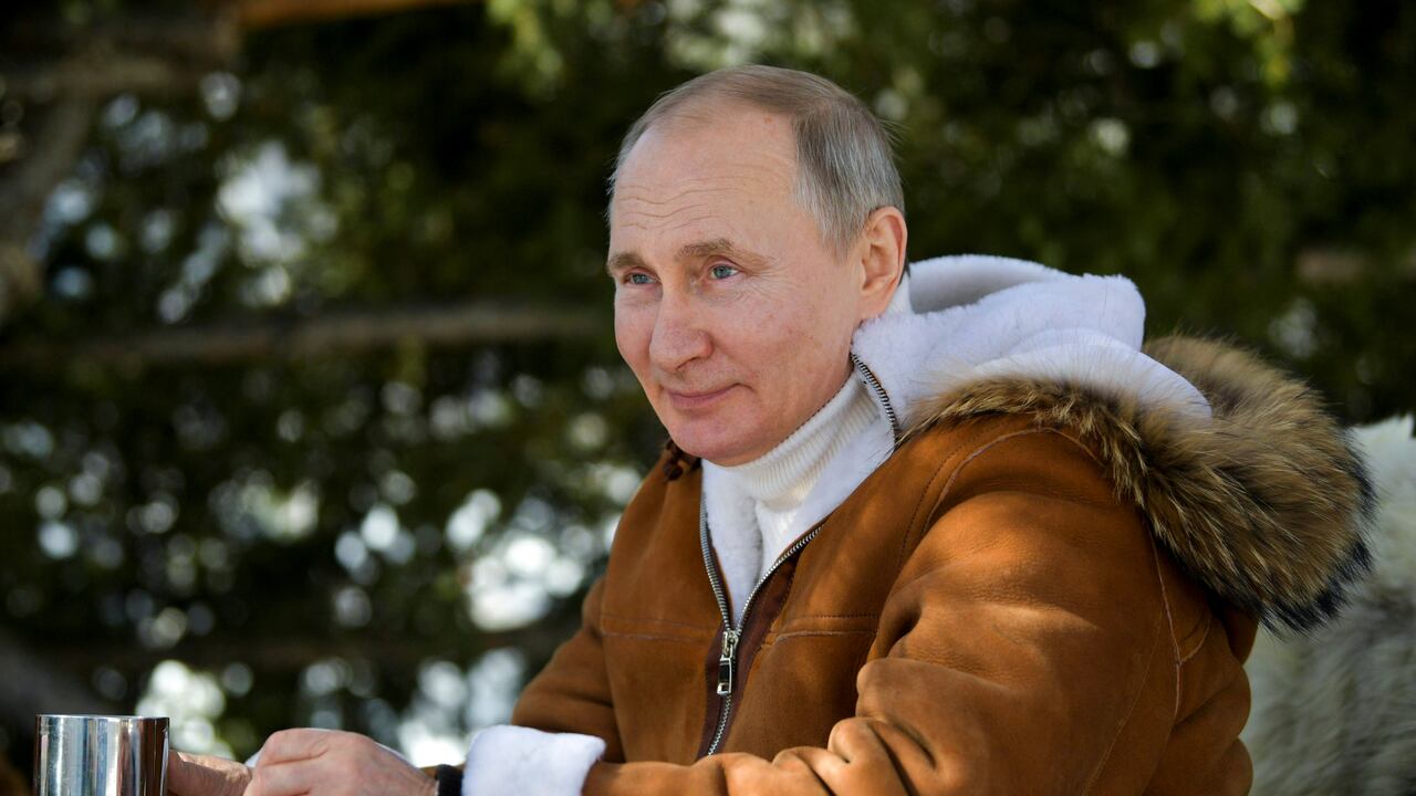 Estas son las razones por las que el líder militar británico desestima versiones sobre problemas de salud o posibles intentos de asesinato contra Vladimir Putin