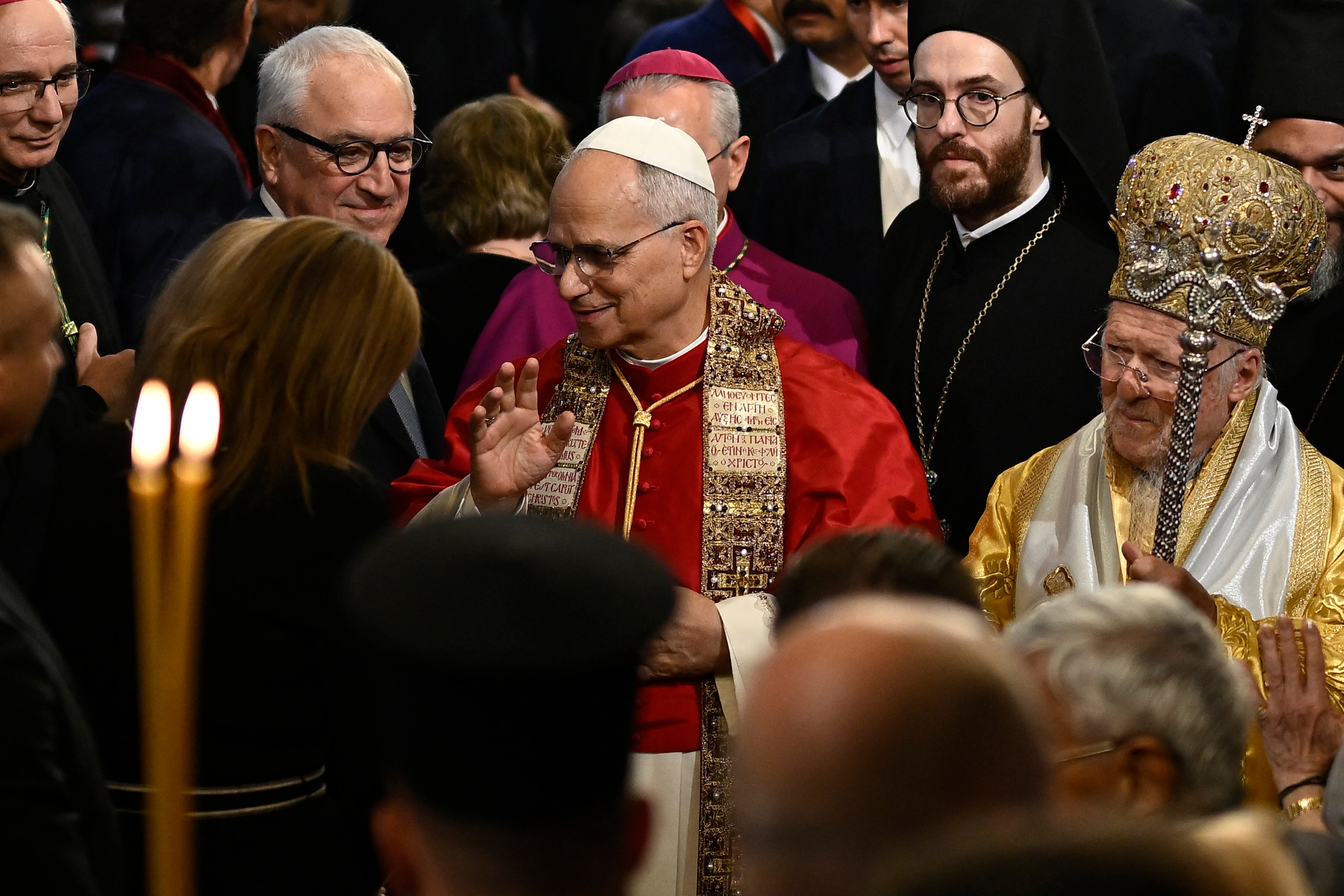 Papa Leon XVI en la iglesia de Saint George
