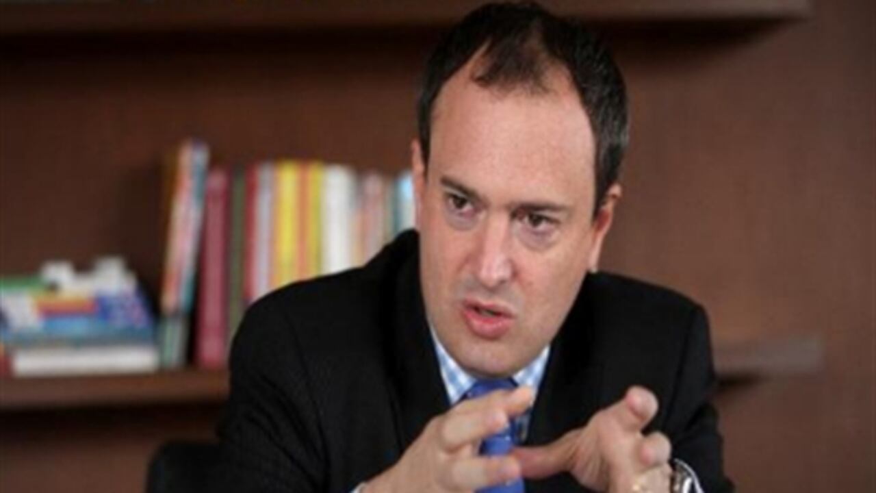 Superintendente de Sociedades, Luis Guillermo Vélez