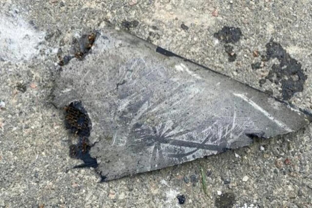 Los restos de un supuesto dron iraní, fotografiados el 25 de septiembre de 2022 en la ciudad ucraniana de Odesa afp_tickers