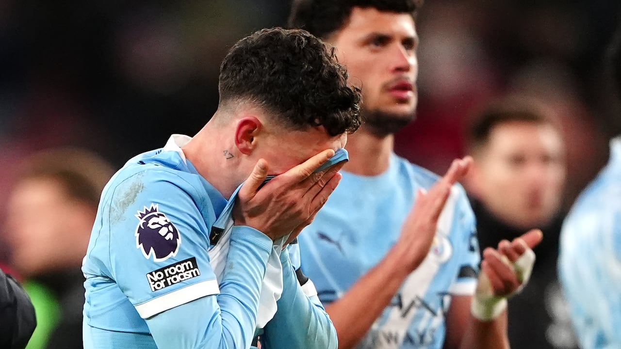 Phil Foden se lamenta tras el partido ante Sunderland.