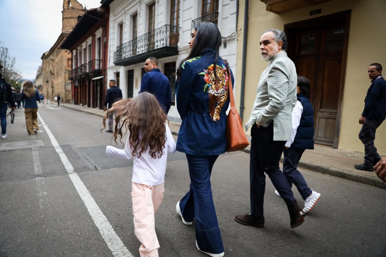 La esposa de Armando Benedetti, Adelina Covo, fue vista con un curioso atuendo.
