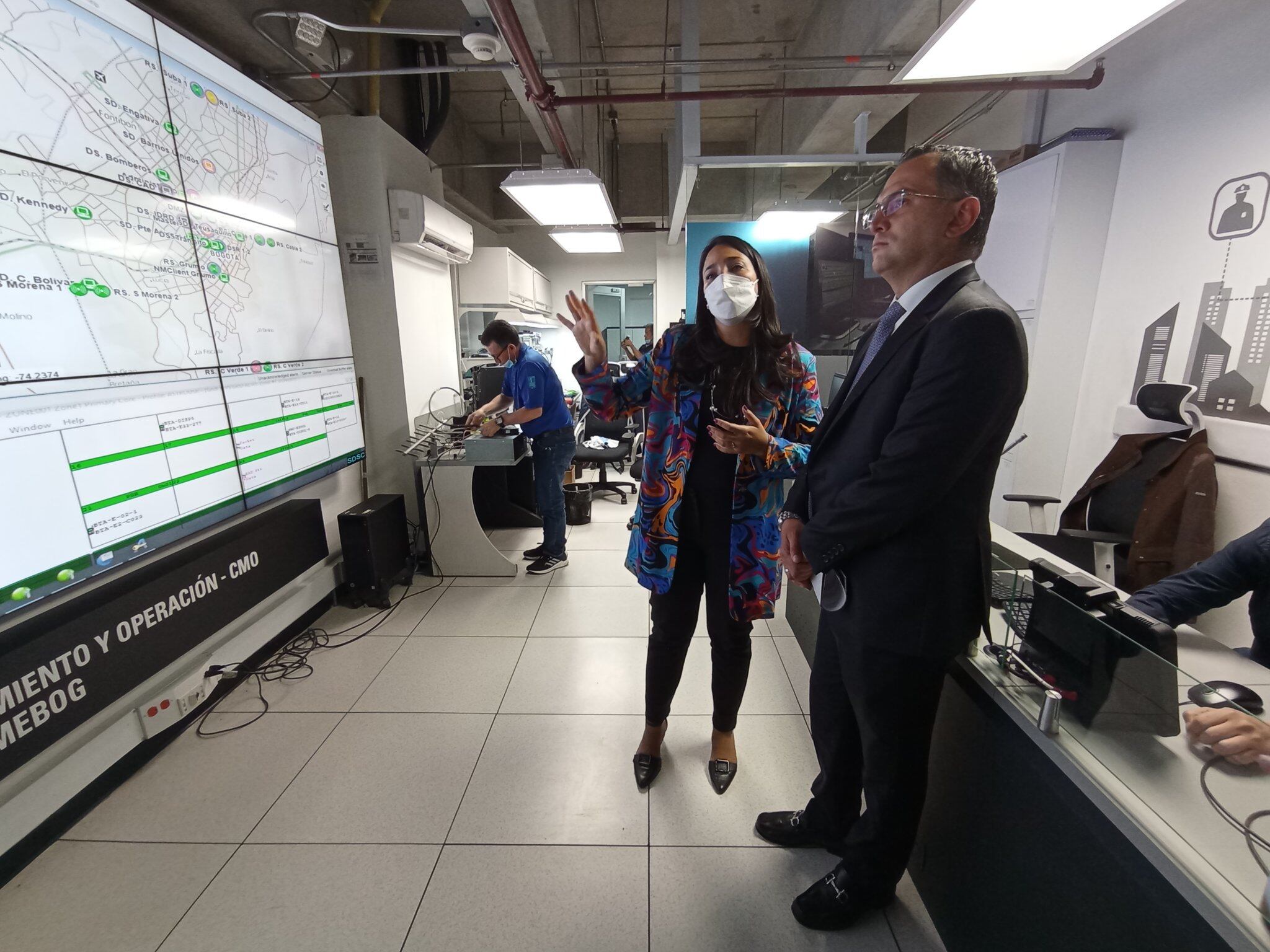 El contralor de Bogotá, Julián Ruiz, realizó  una ‘visita administrativa’ al Centro de Comando, Control, Comunicaciones y Cómputo - C4