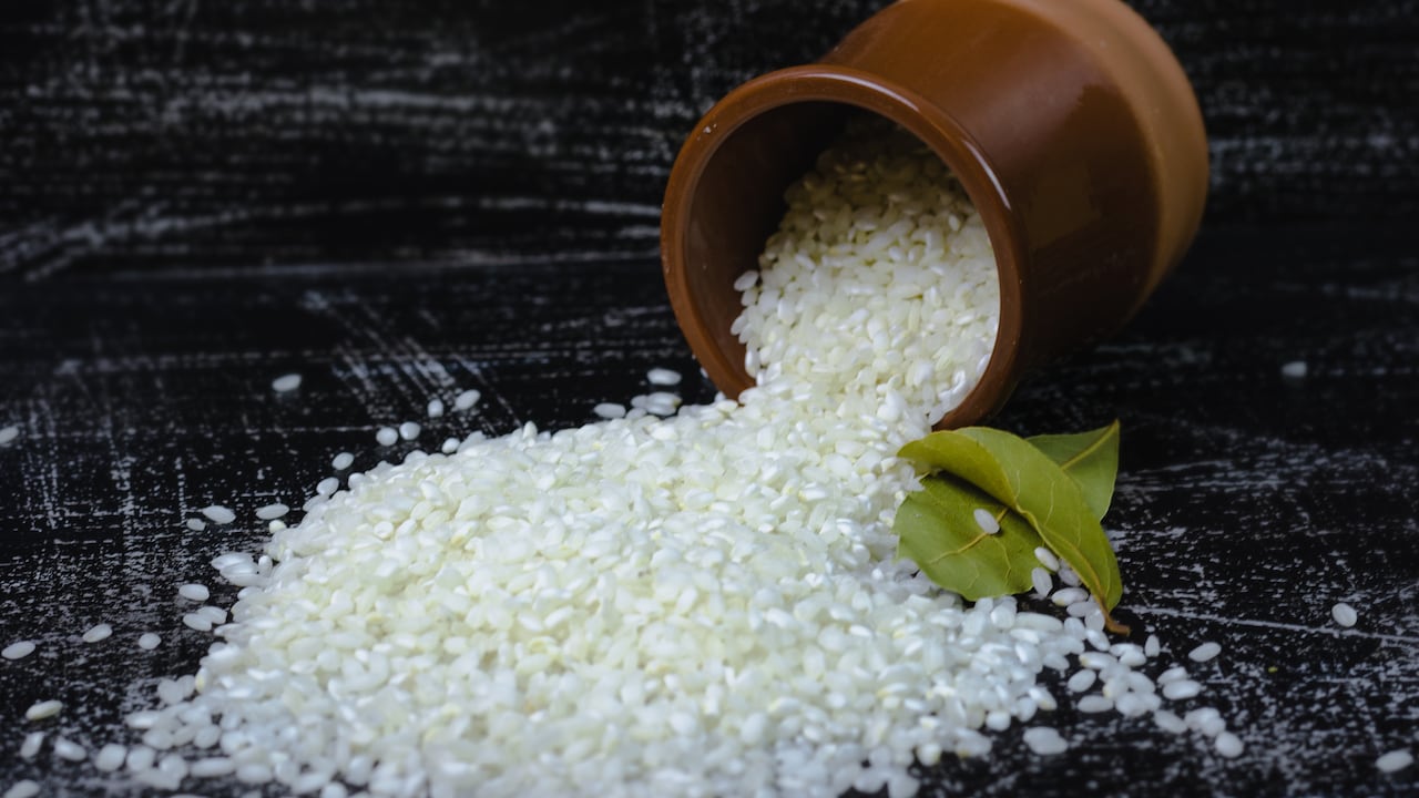 Se explora cómo la combinación única de laurel y arroz puede transformar la rutina de cuidado capilar, promoviendo un crecimiento saludable y fortaleciendo el cabello desde la raíz.