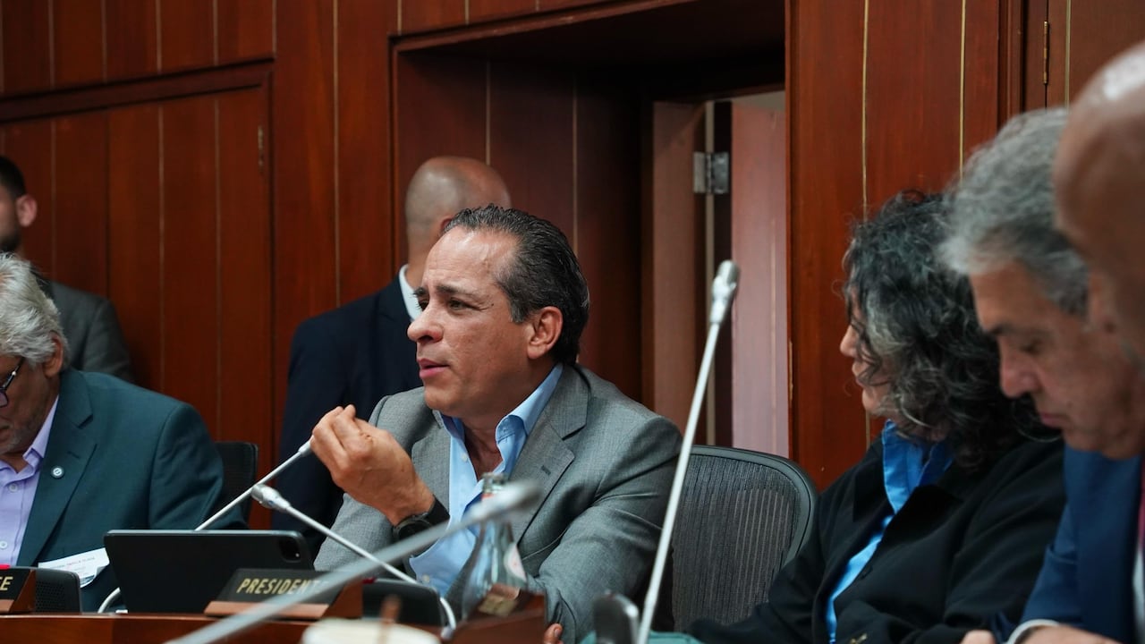 Alexander López