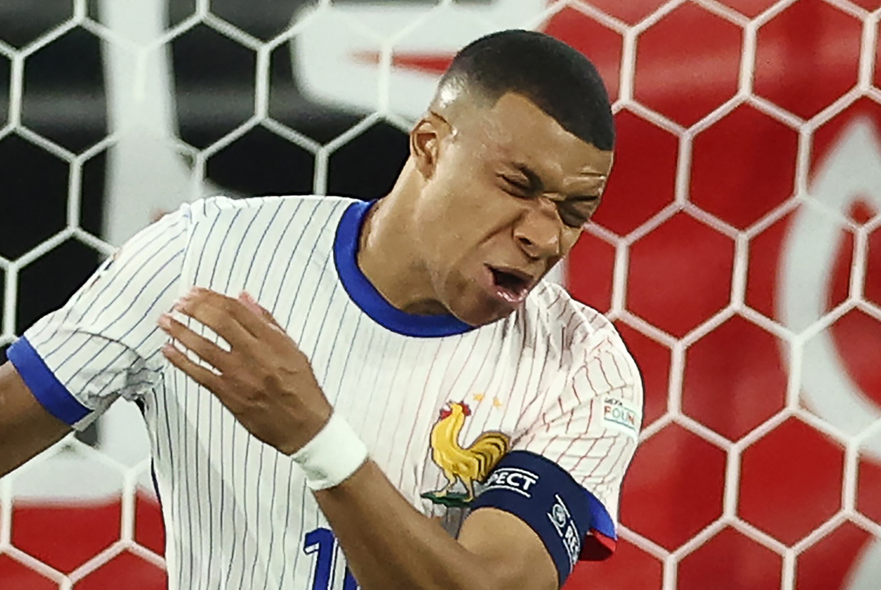 Golpe Kylian Mbappé