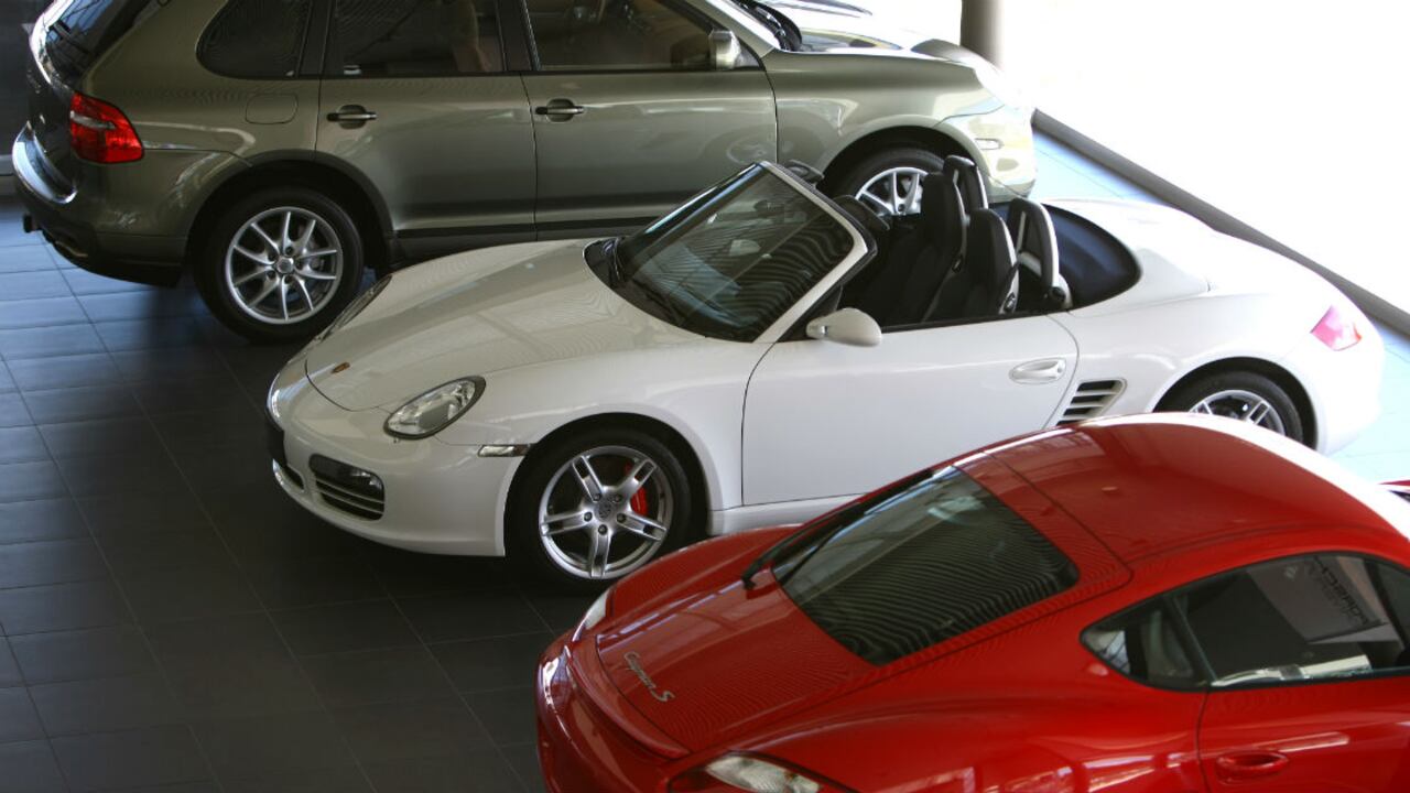 Las ventas se aceleraron a finales del año gracias a las novedades del Salón del Automóvil.