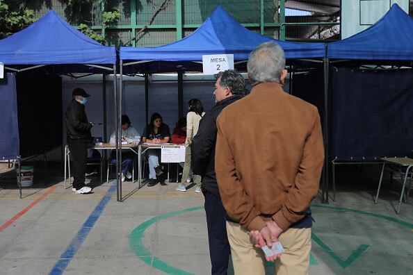 Javier Macaya, líder de la Unión Democrática Independiente, fue el primer representante de la derecha en reconocer que Chile no tendrá nueva constitución y pidió al gobierno “que sea coherente” y que no vuelva a levantar el tema constitucional.