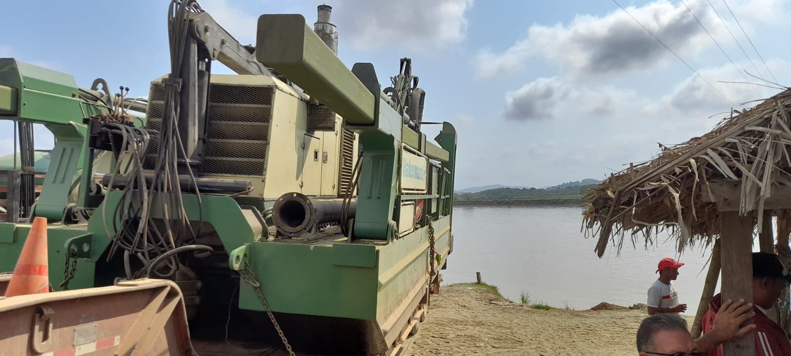 El dragado comenzará para evacuar agua que entró por el boquete de Cara e Gato