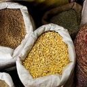 Por cuenta de la crisis, los precios de muchos bienes básicos han caído en meses recientes.