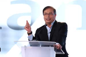 GUSTAVO PETRO
Precandidato Pacto Histórico
Debate en Semana
Diciembre 15 de 2021