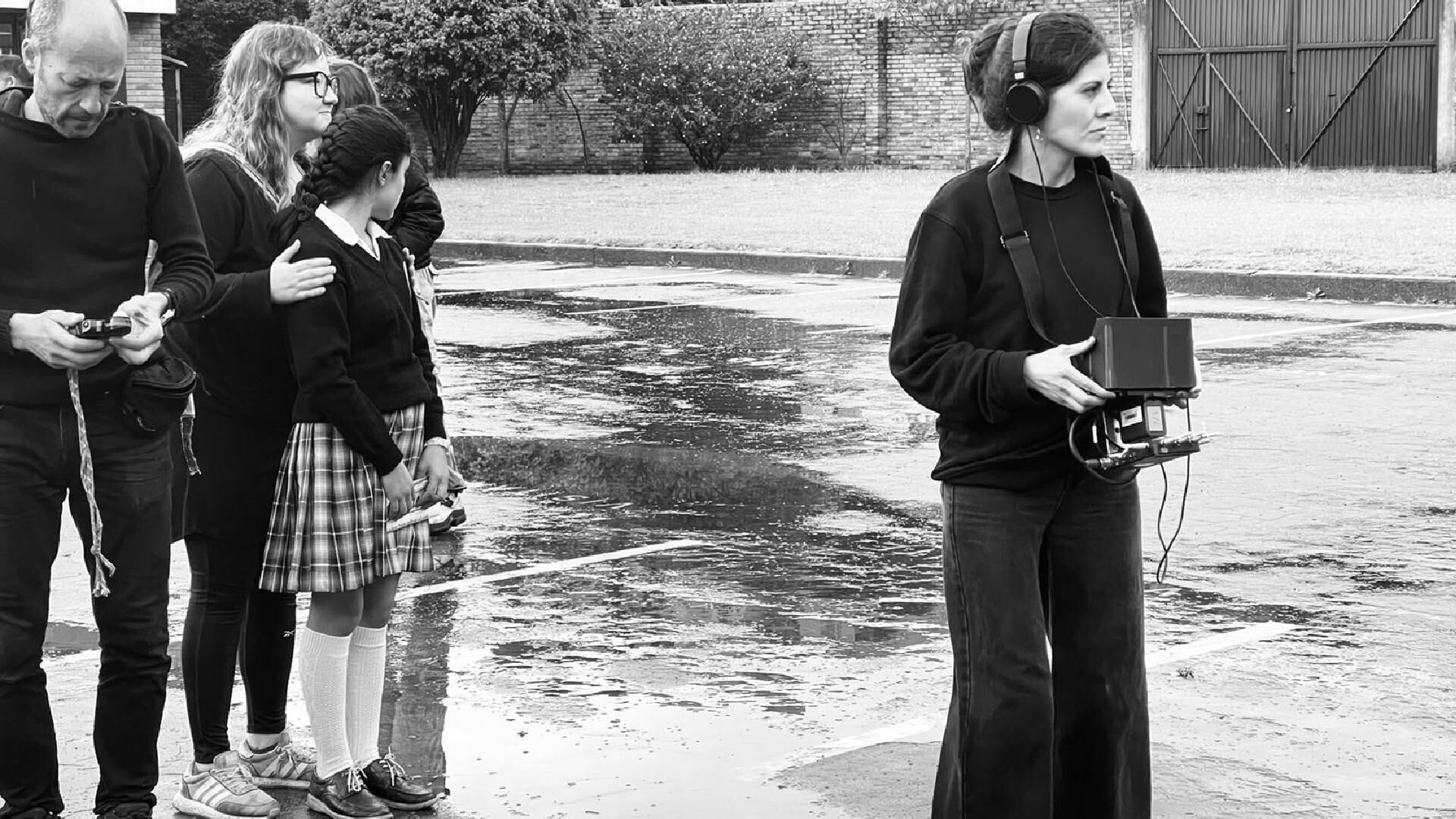 Mi Bestia tiene lugar en 1996, en pleno periodo del racionamiento eléctrico.