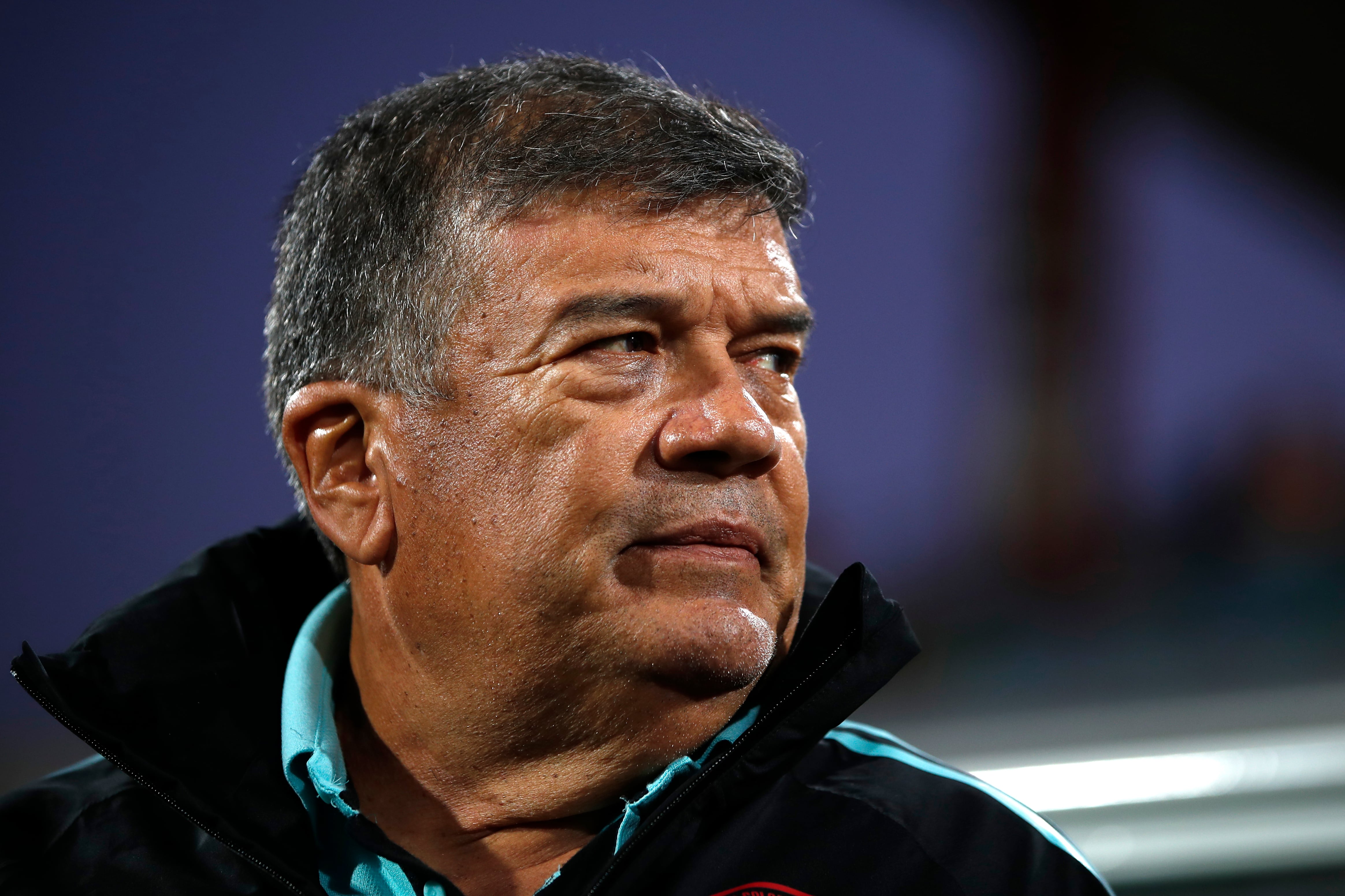 Colombia's head coach Nelson Abadia concentrates prior the Women's World Cup Group H soccer match between Morocco and Colombia in Perth, Australia, Thursday, Aug. 3, 2023. (AP Photo/Gary Day)