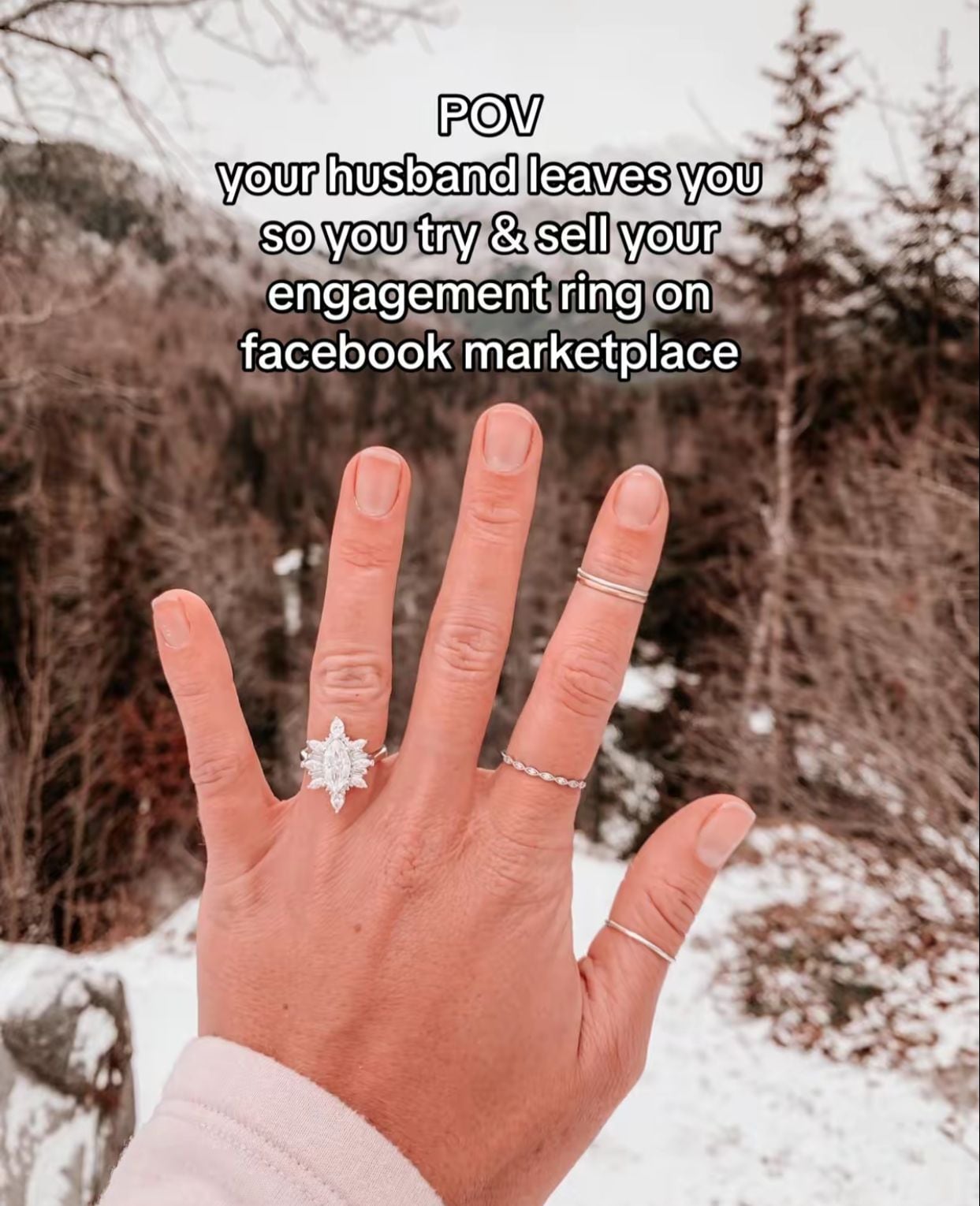 El anillo es de 1.6 quilates.