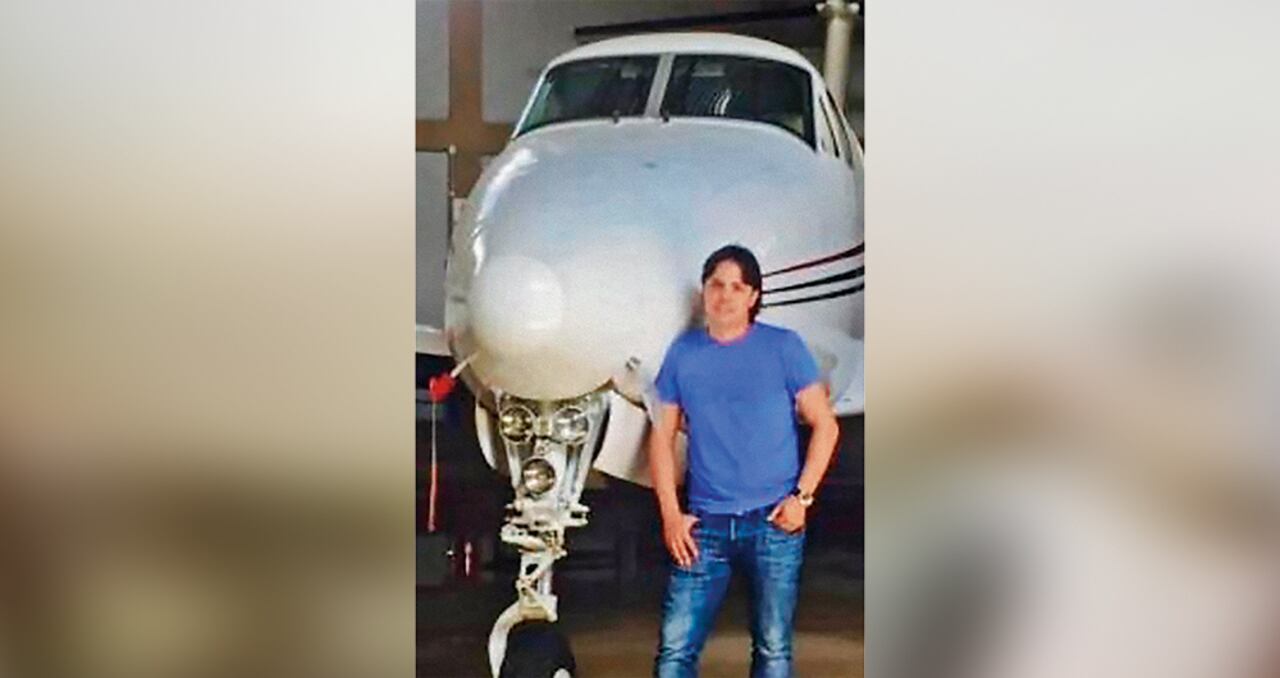 El narcopiloto Carlos Eduardo Restrepo, quien aparecería entre los integrantes del grupo en WhatsApp, fue condenado por narcotráfico en Estados Unidos.