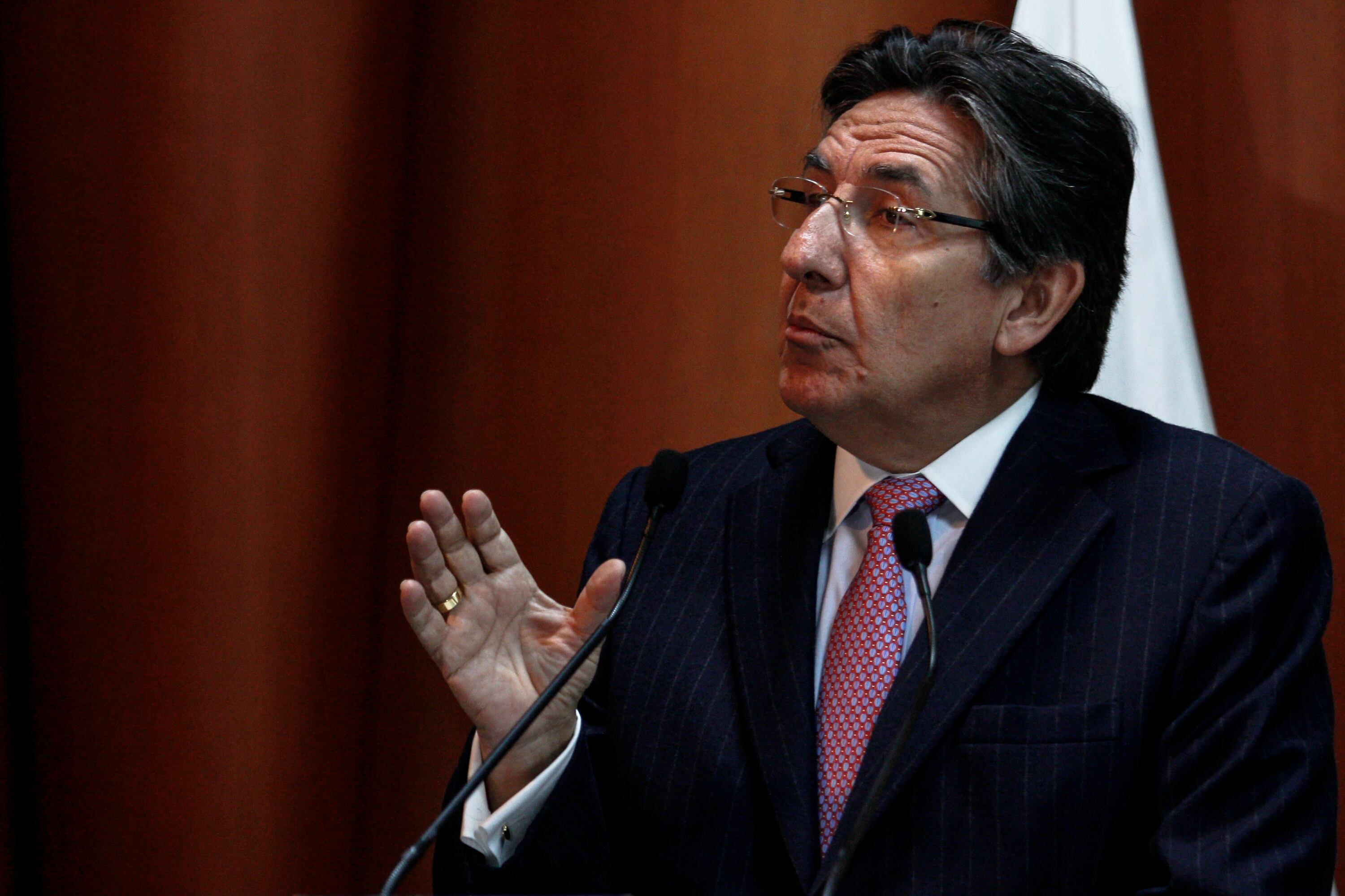 Cuando le preguntaron por qué ese sector de la Segunda Marquetalia se salió del proceso, Jaramillo solo atinó a decir: “Esa pregunta hágasela a Néstor Humberto Martínez".