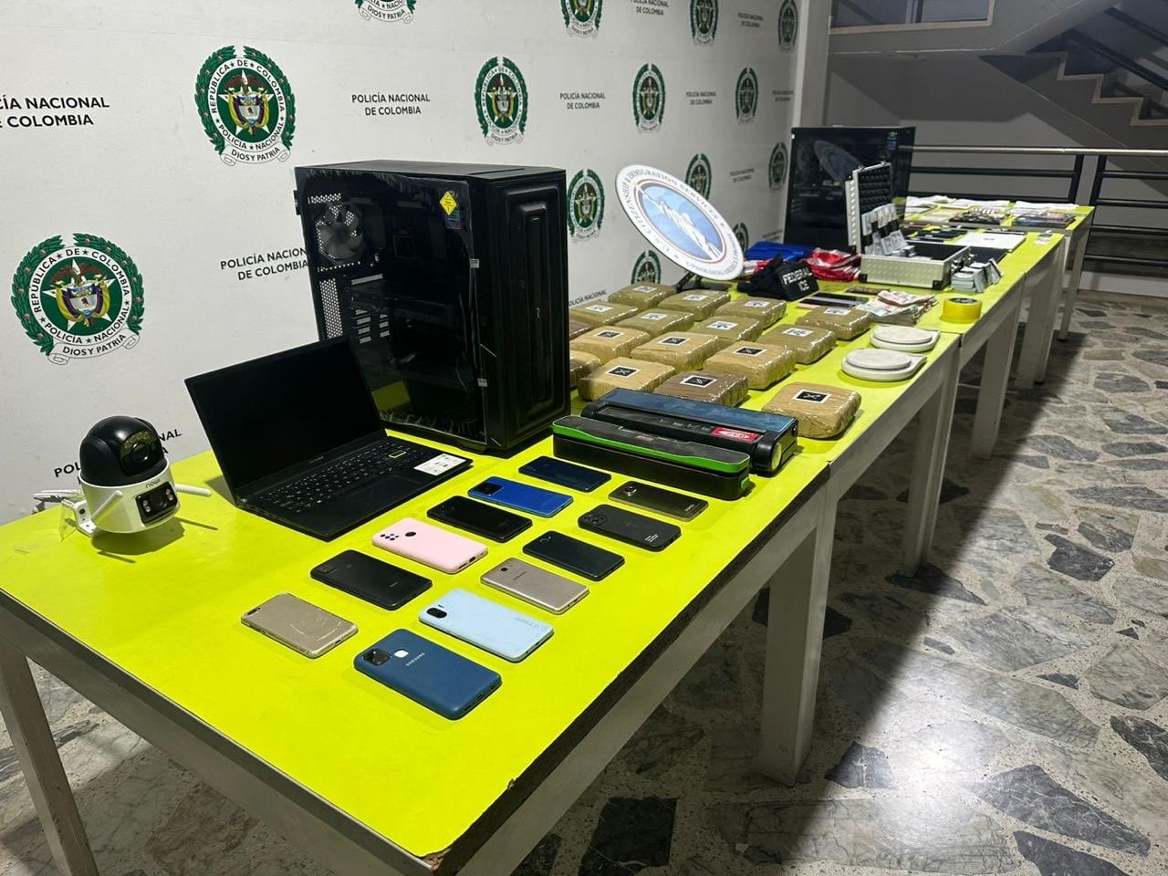 El material decomisado permitirá avanzar en la investigación y determinar si hubo más víctimas.