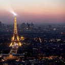 Momento mágico en la Torre Eiffel.