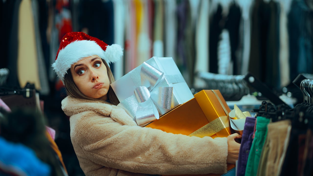 Consumidores participan en un boicot navideño en EE. UU., buscando presionar a grandes cadenas como Amazon, Walmart, Target y Home Depot.