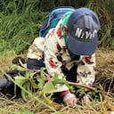 Niños, padres de familia y docentes del colegio San Bartolomé La Merced, la Secretaría de Ambiente y la empresa Aguas de Bogotá, participaron en la jornada.