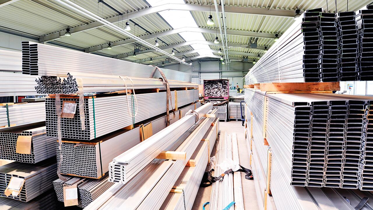 Son varios los empresarios que ven un panorama oscuro tras la decisión de ambos países.