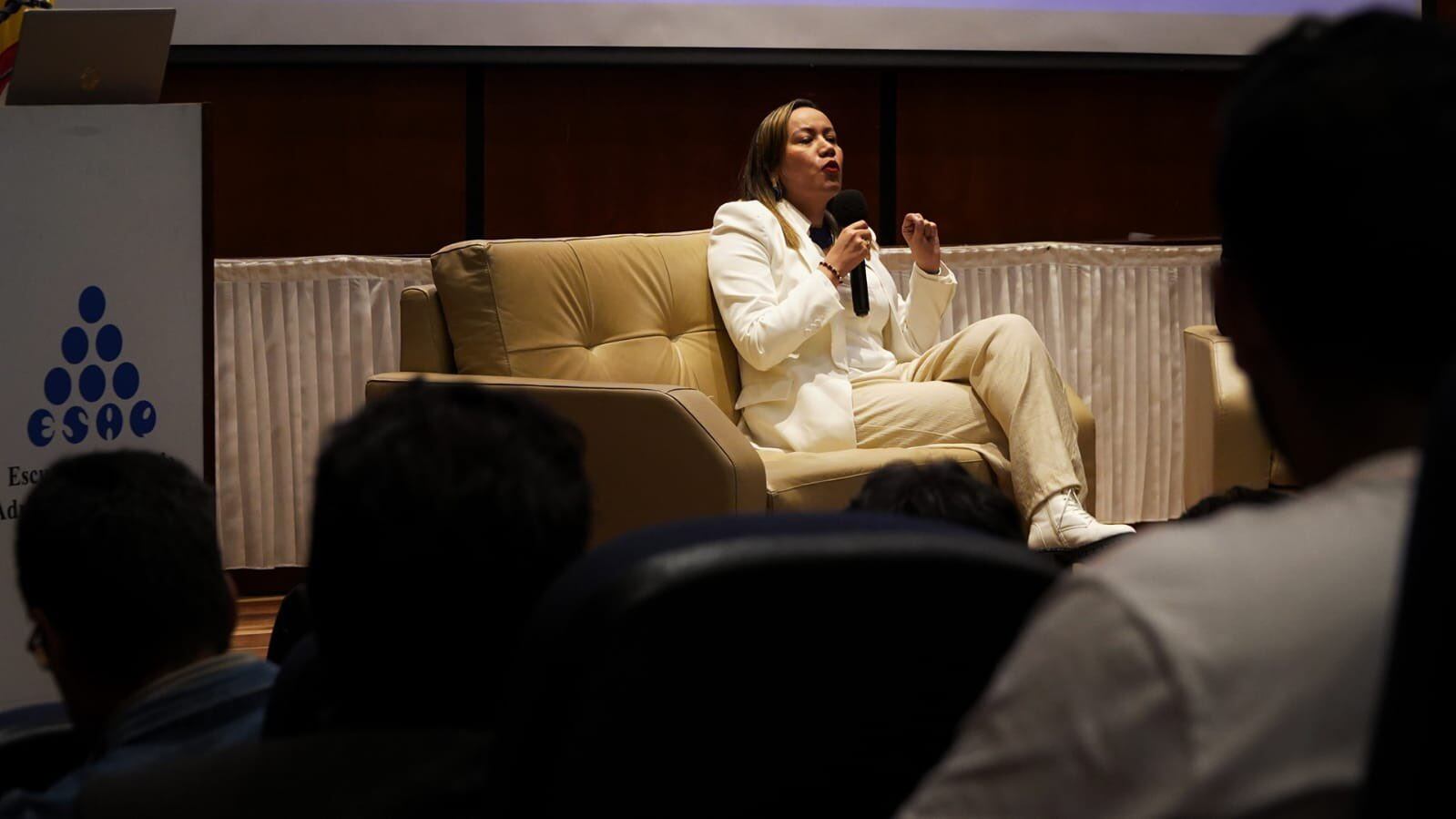 La ministra de Salud y Protección Social, Carolina Corcho.