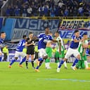 Los jugadores de Millonarios celebran después de ganar el partido final de la Liga BetPlay contra Nacional en el estadio El Campín el 24 de junio de 2023 en Bogotá, Colombia.Los jugadores de Millonarios celebran después de ganar el partido final de la Liga BetPlay contra Nacional en el estadio El Campín el 24 de junio de 2023 en Bogotá, Colombia.