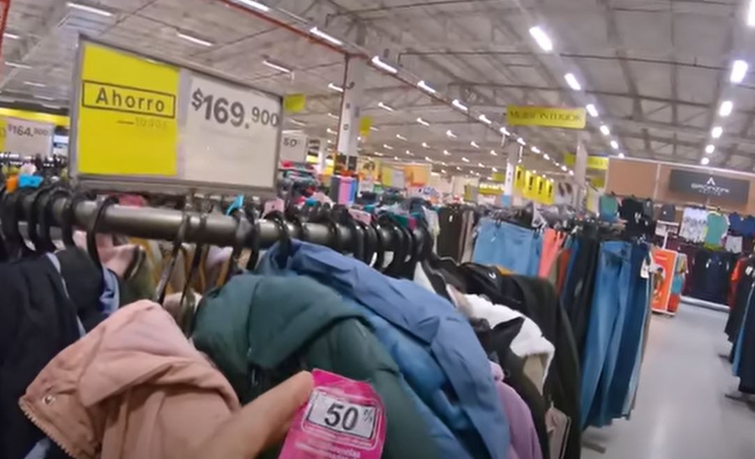 Las prendas con descuento se identifican con estas etiquetas