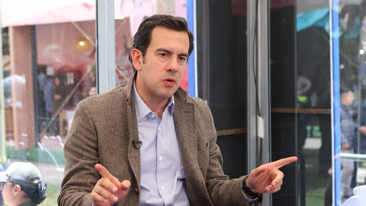 Rodrigo Lara, ministro del Interior.