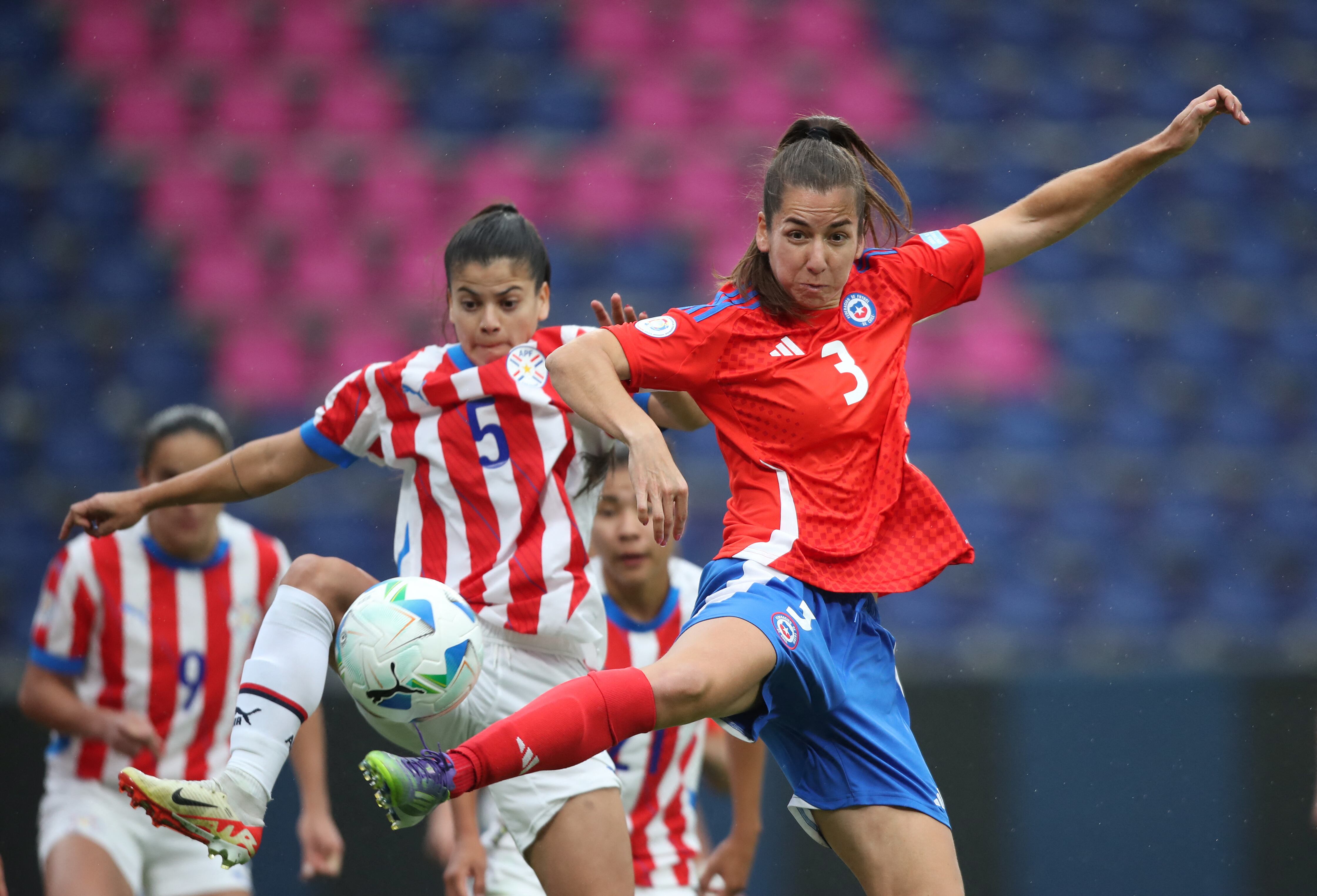 Paraguay vs. Chile por la Copa América femenina.