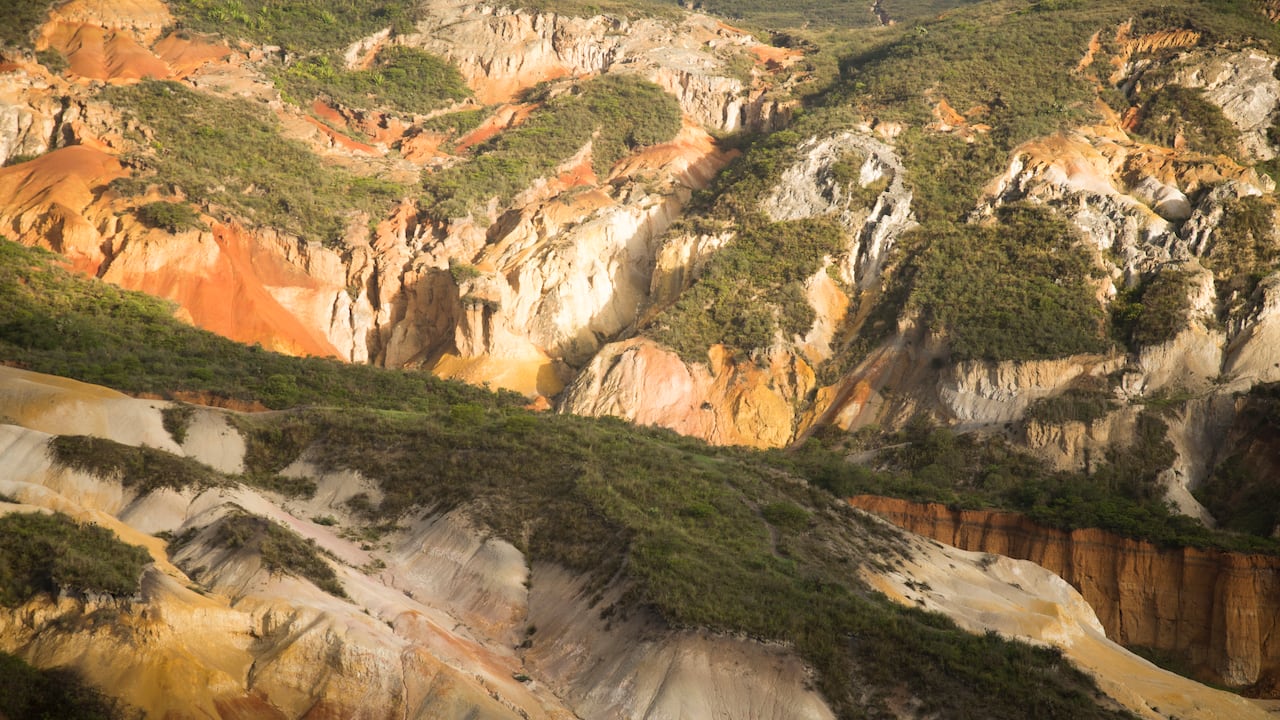 En el desierto de Sabrinsky se pueden practicar algunos deportes de aventura.