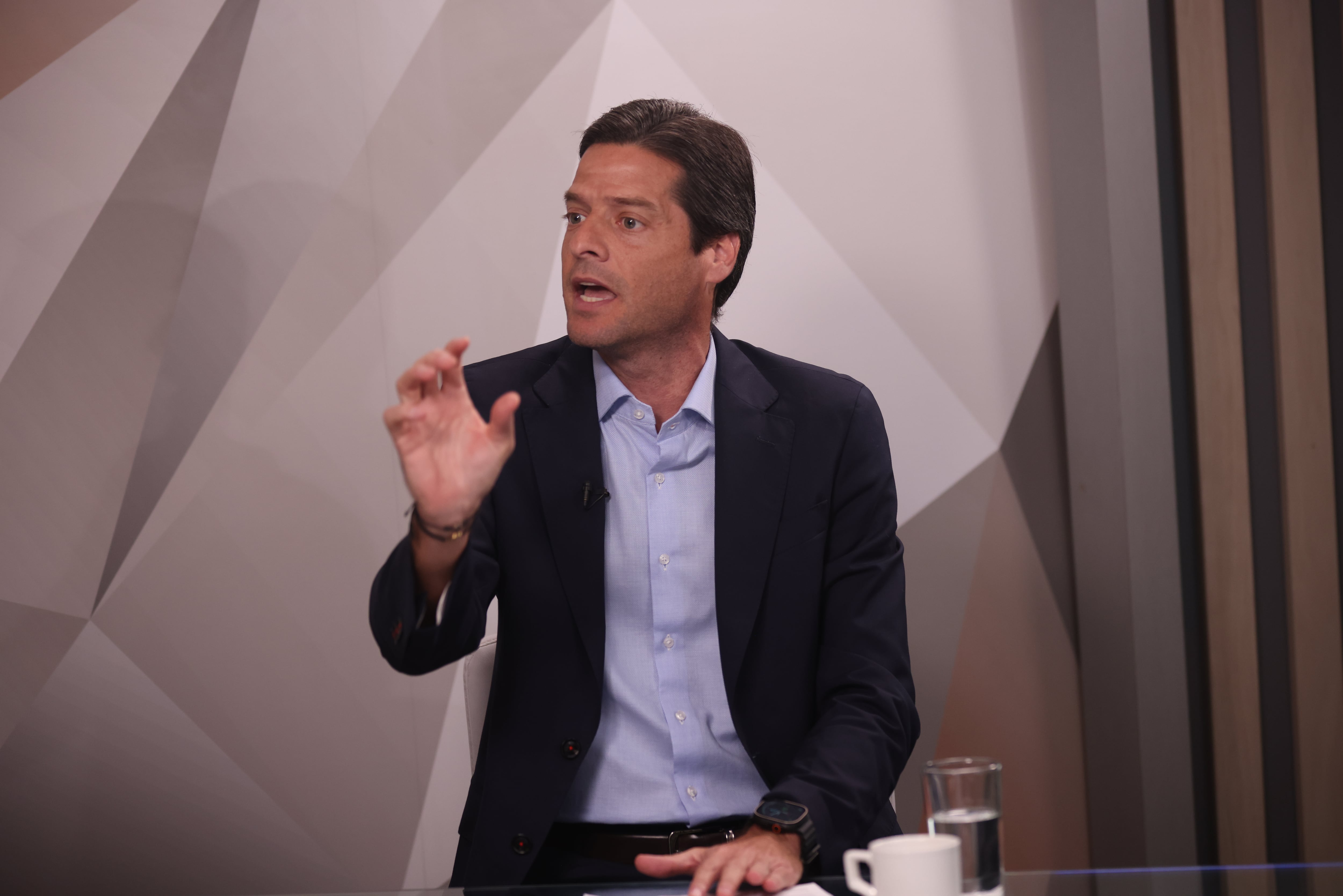 El Debate Yesid Lancheros, director de Semana,  entrevista al senador Mauricio Gómez Amín.