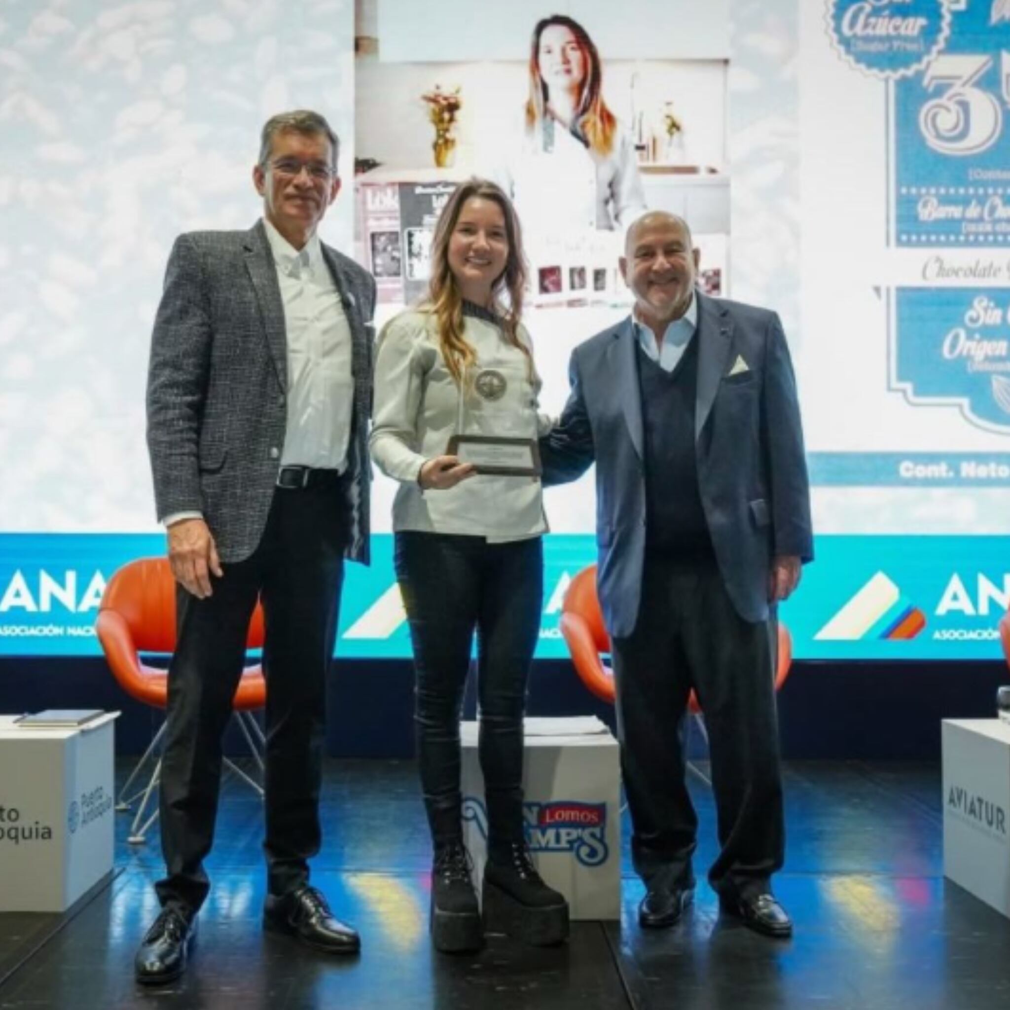 María Carolina Angulo recibió el Premio Nacional al Mérito Exportador 2025.