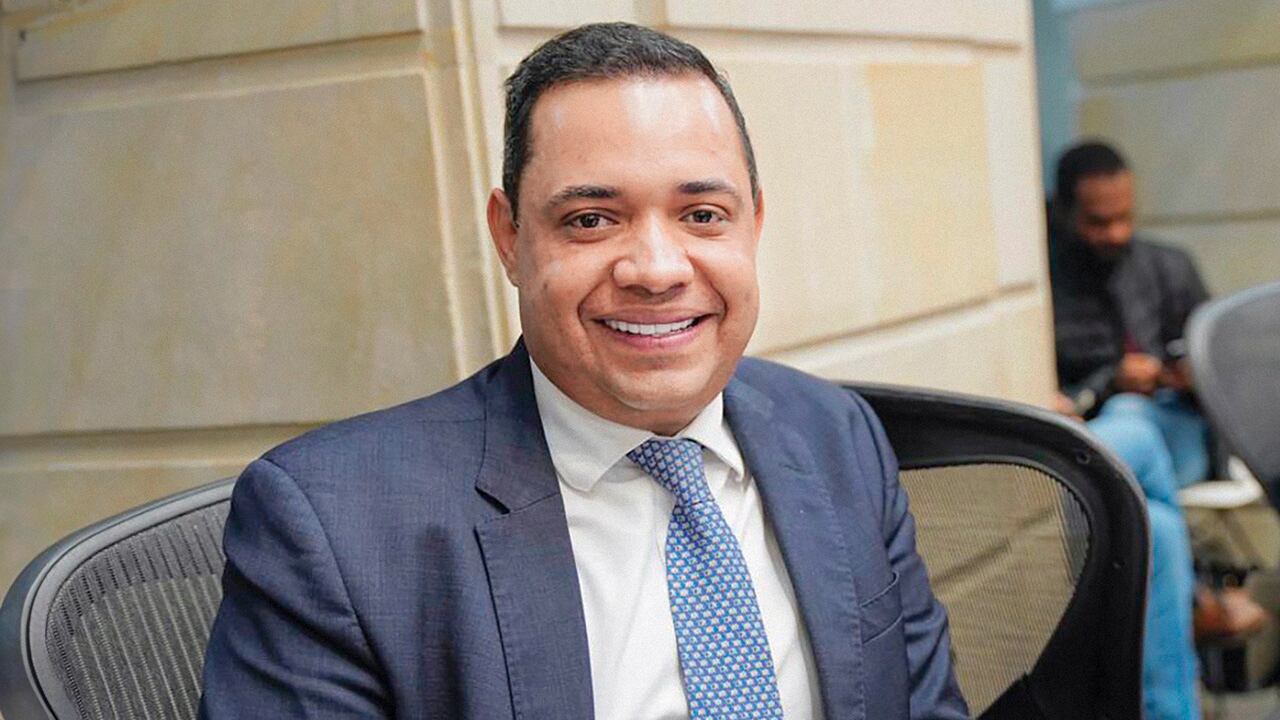 Carlos Mario Farelo  Senador