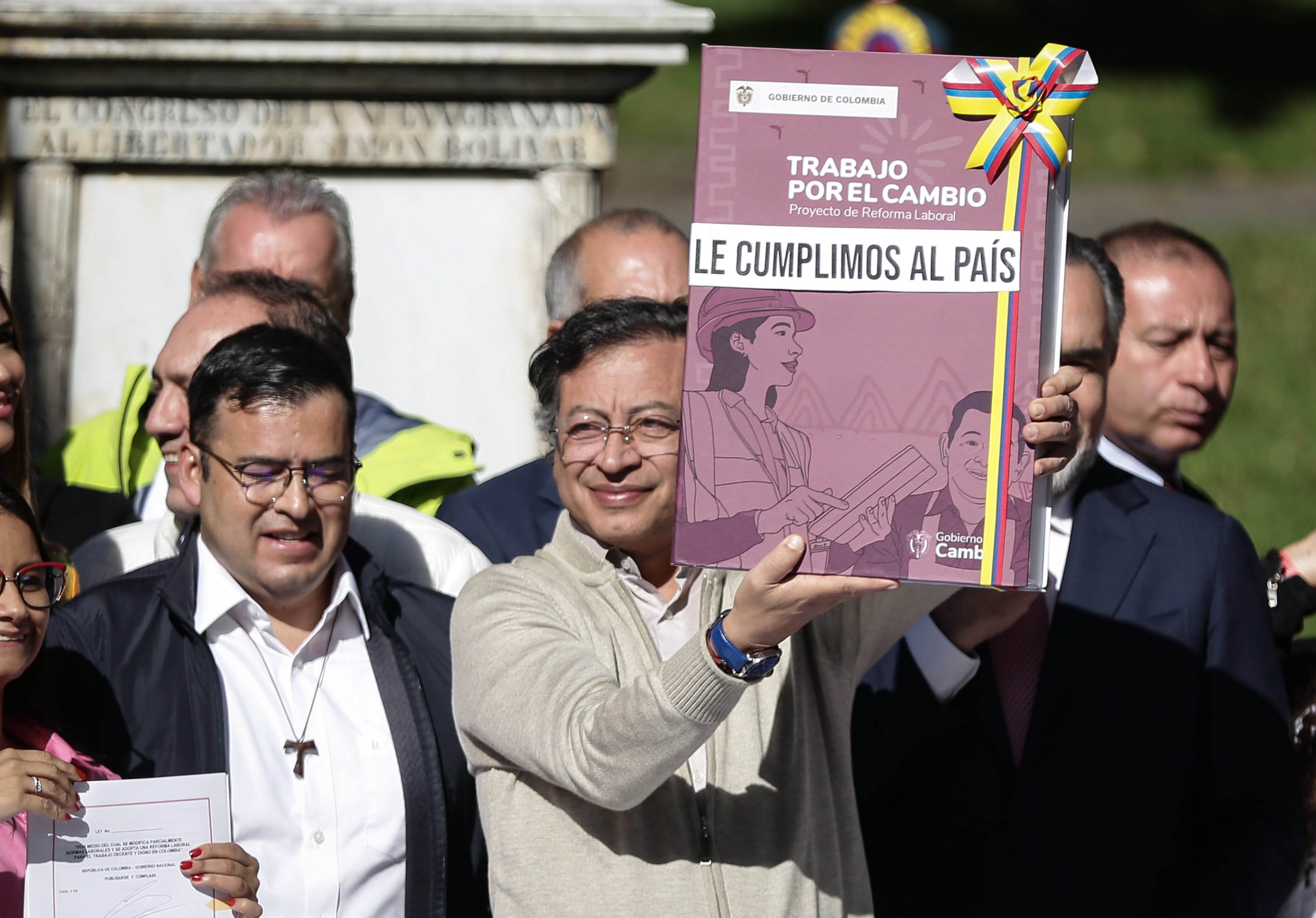 El jefe de Estado sancionó la reforma laboral en las últimas horas.