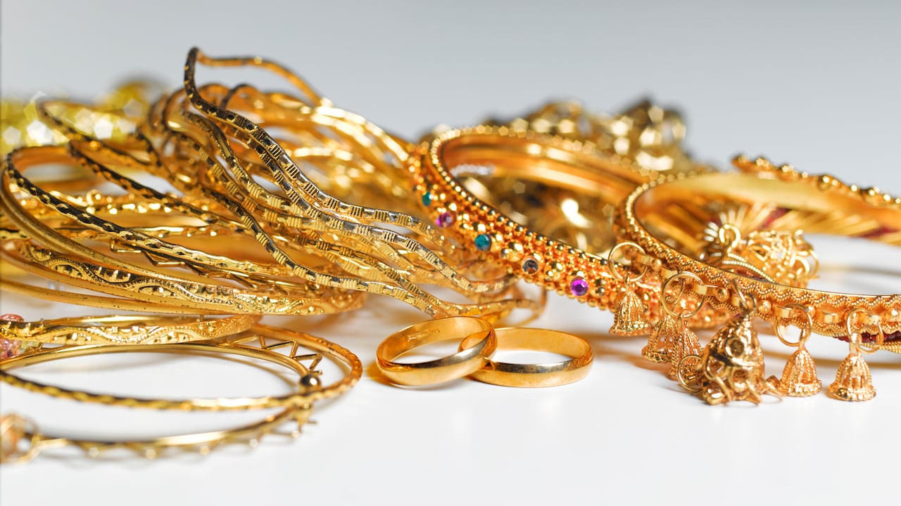 Recession/Recycling gold jewellery